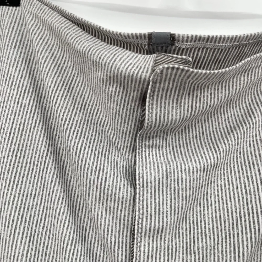 lululemon vinyasa scarf light gray white stripe‎ versatile OS